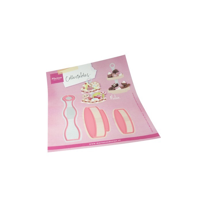 (COL1580)Collectables Etagère by Marleen