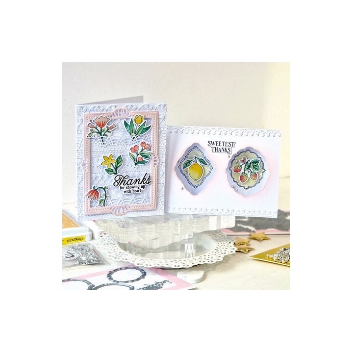 (311725)Pinkfresh Studio Homespun with Heart Die Cottage Frames