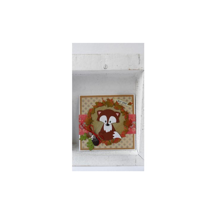 (LR0373)Creatables - Acorn with leaf