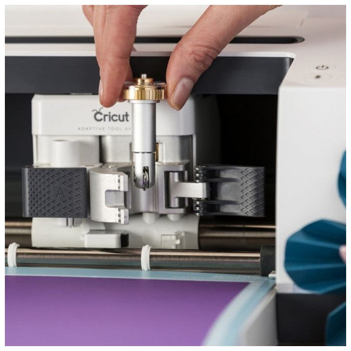 (2007446)Cricut Single Scoring Tip + Drive Housing(2005101)