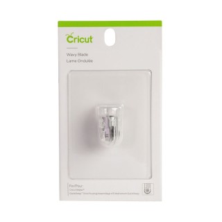 (2007455)Cricut Wavy Blade Tip (2006837)