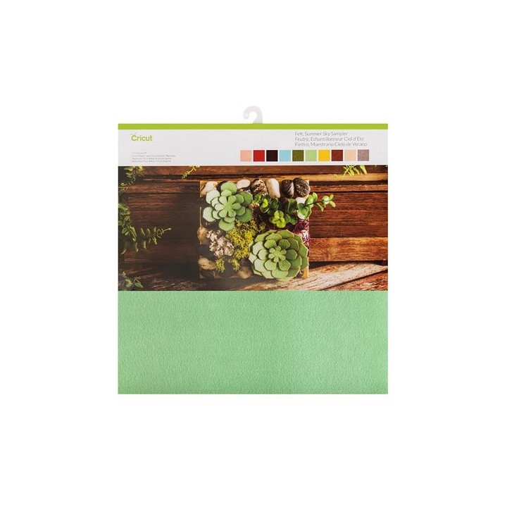 (2003829)Cricut Summer Sky 12x12 Inch Felt Sampler