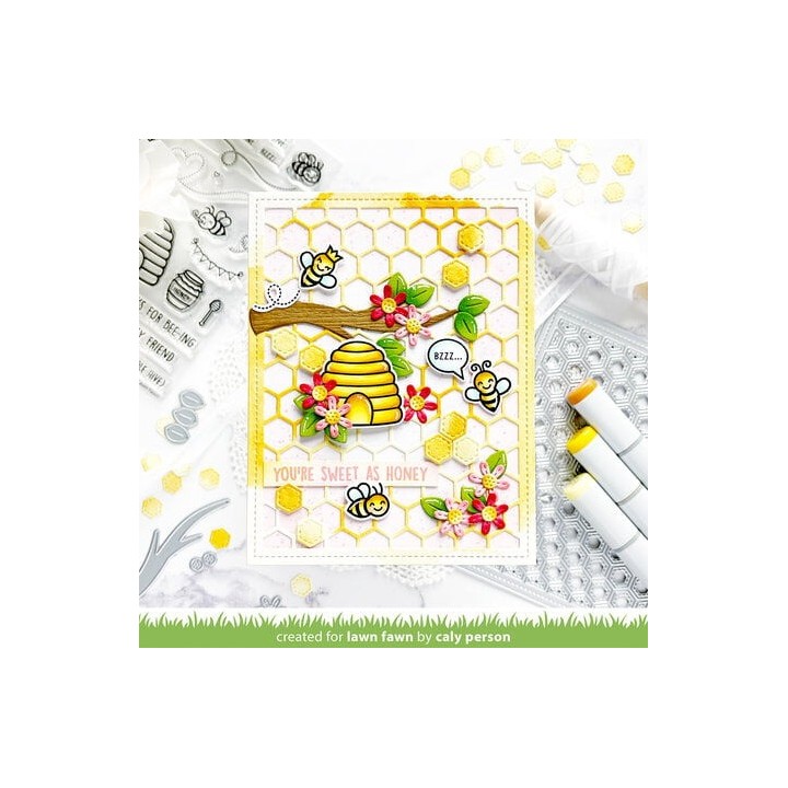 (LF3142)Lawn cuts Honeycomb Backdrop Die