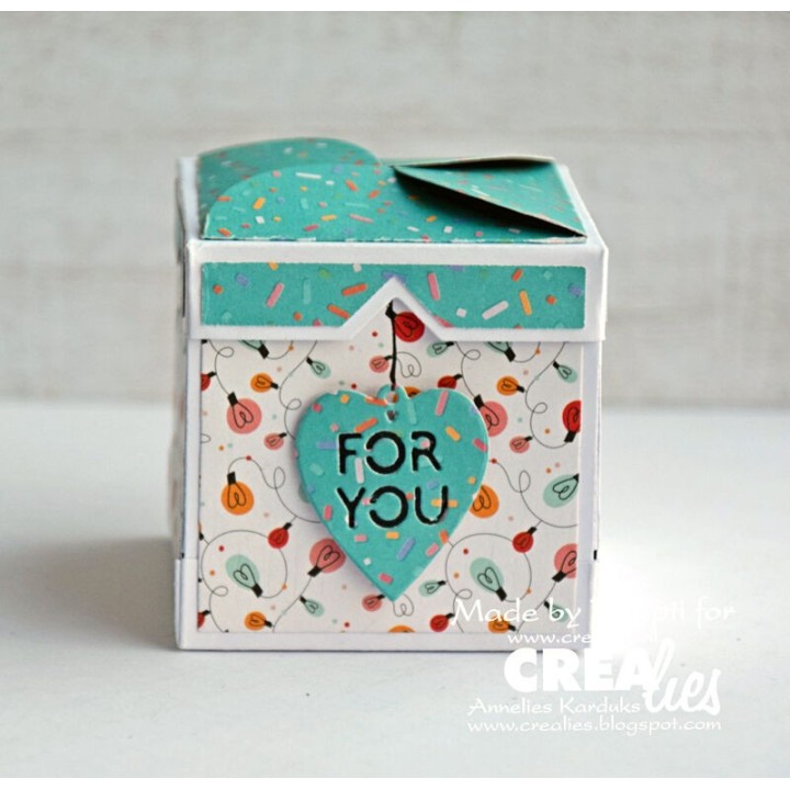 (CCABM27)Crealies Create A Box Explosion mini finished: 6,5 x 6,5 x 6,5 cm