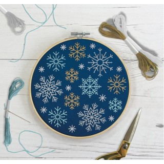 (SEW106016)Embroidery Kit - Snowflakes
