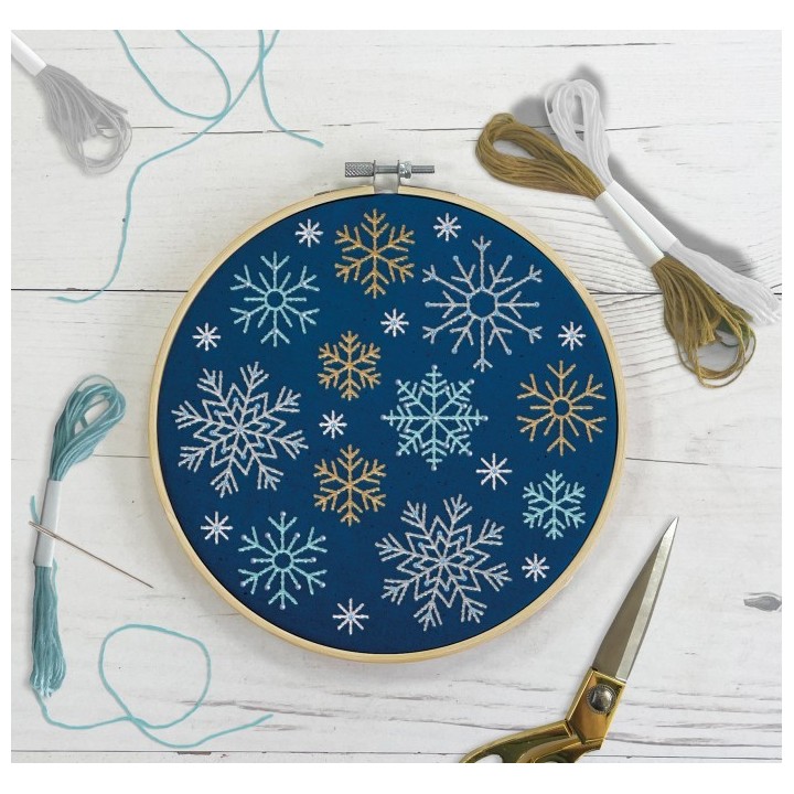 (SEW106016)Embroidery Kit - Snowflakes