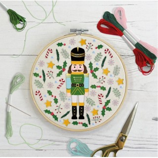 (SEW106011)Embroidery Kit – Nutcracker